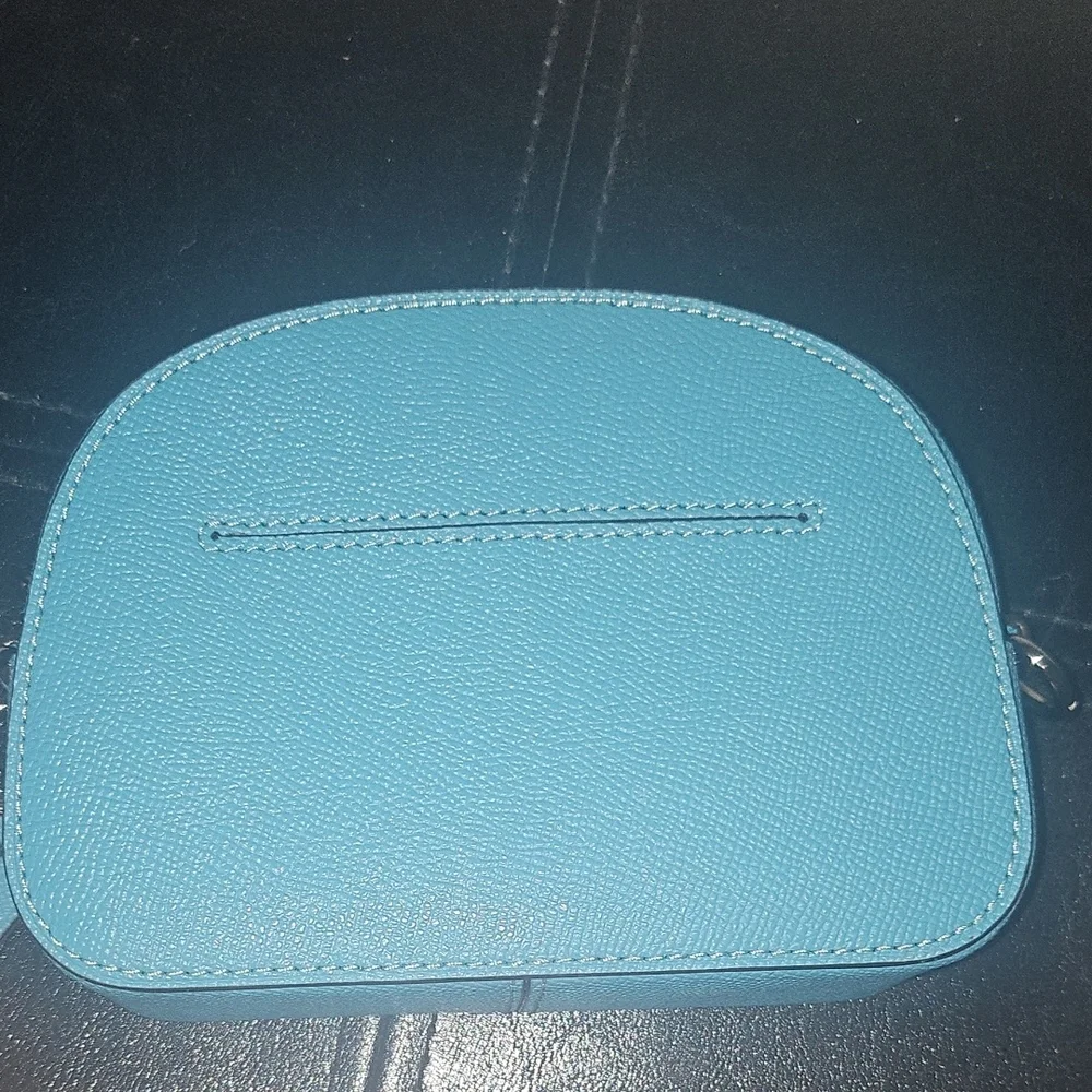 Coach Blue Cosmetic Bag with Signature Logo and Polished Finish - Picture 5 of 8
